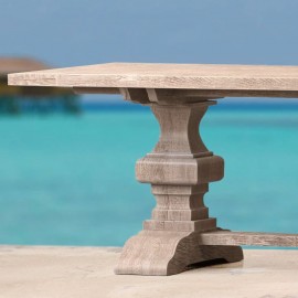 Pegagsus Luxury Outdoor Dining Table